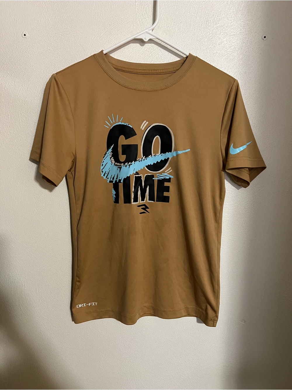 NIKE Classic 3 Brand Dri Fit Athletic Athleisure Graphic T Shirt Tan Blue Boys L